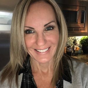 Meet your Posher, Leigh